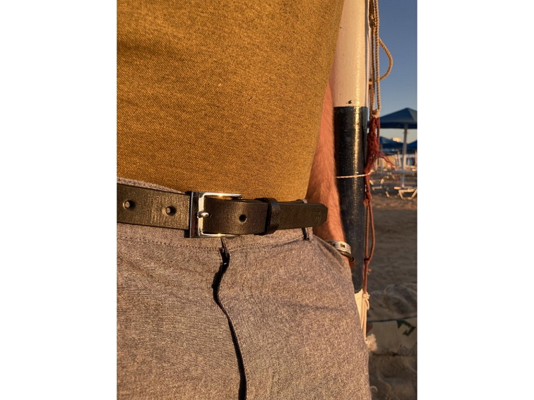 Novinka: kožené pásky s mosaznou sponou