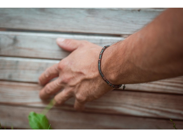 Armband mit eigener Morsecode-Botschaft