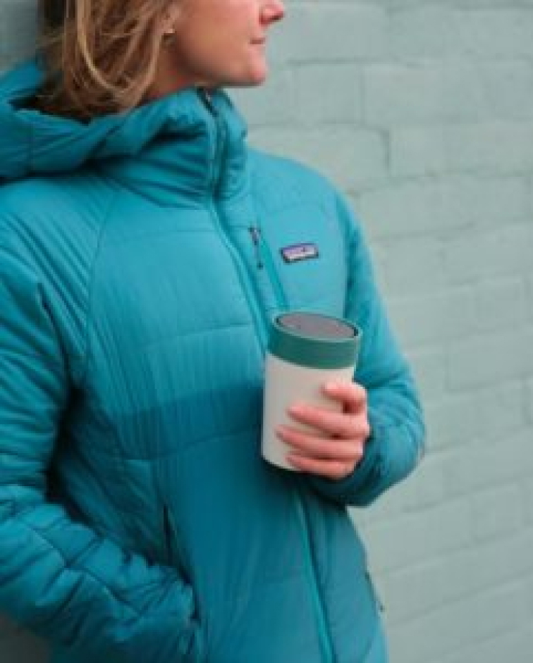 Dárky, které potěší a jsou přátelské k přírodě: jak na zelenější Vánoce?