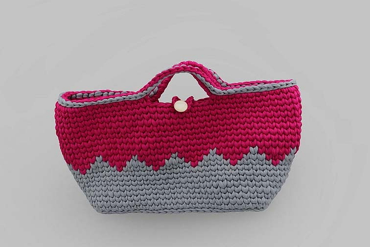 Háčkovaná Zigzag taška