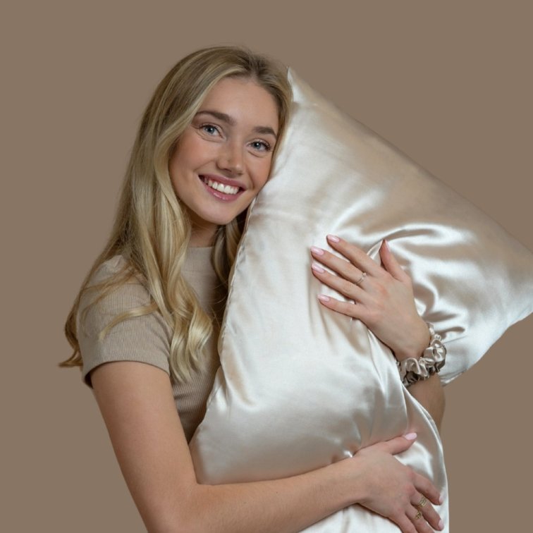 Saténový povlak na polštář - Champagne