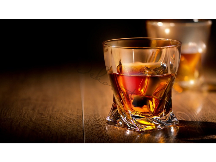 Crystalite Bohemia sklenice na whisky Quadro 340 ml 6KS