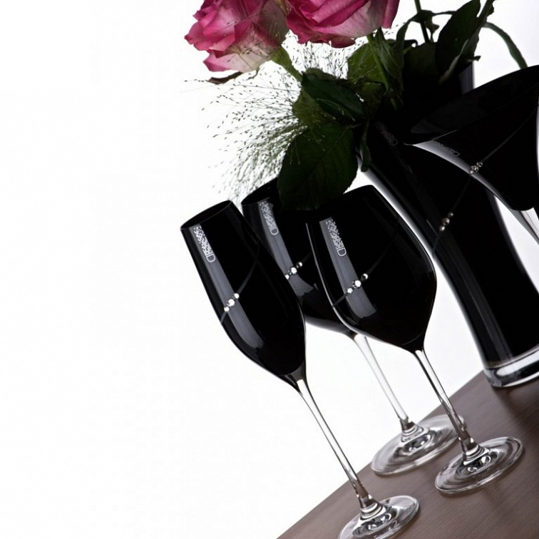 Diamante sklenice na šampaňské Silhouette City Black s kamínky Swarovski 210ml 2KS