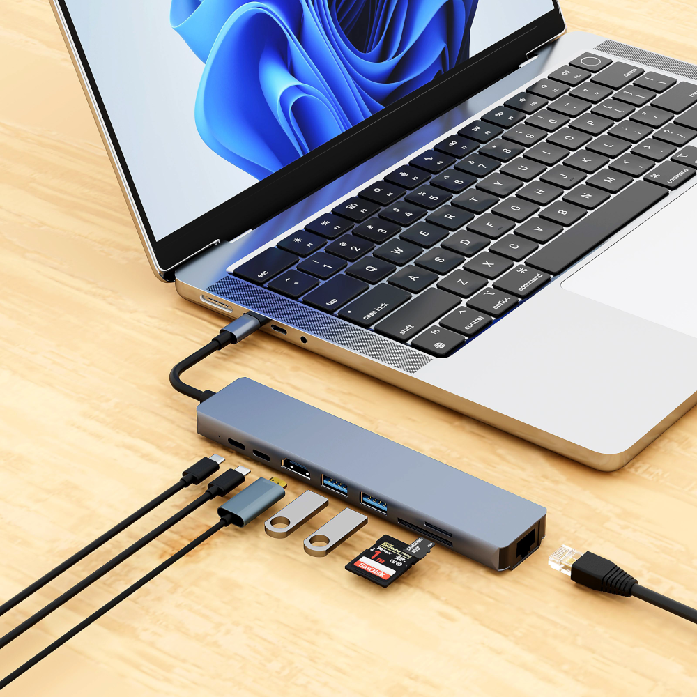 USB-C Dokovací stanice / hub 8 v 1