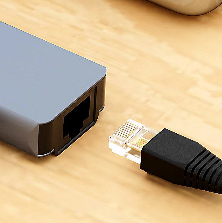 USB-C Dokovací stanice / hub 8 v 1