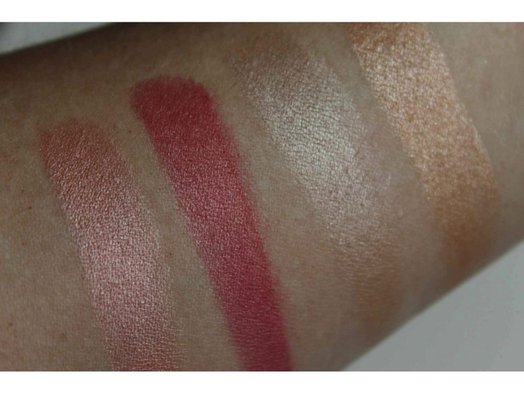 Výhodný Set: Quattro Paletka Golden Fish + MINI Řasenka do Kabelky