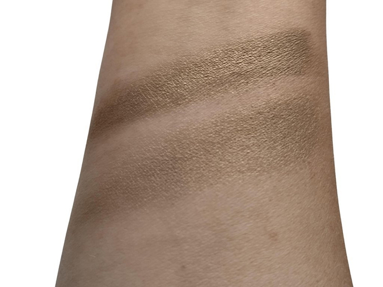 Minerální Zapékaný Oční Stín 21 - Světle Olivová s Perletí