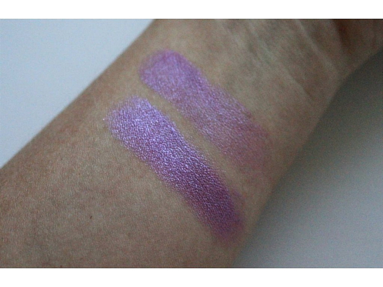 Minerální Zapékaný Oční Stín 09 - Magenta s Fialkovým Leskem