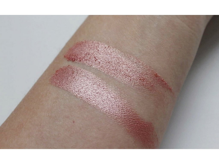 Minerální Zapékaný Oční Stín 208 - Růžovohnědá se Stříbrným Třpytem