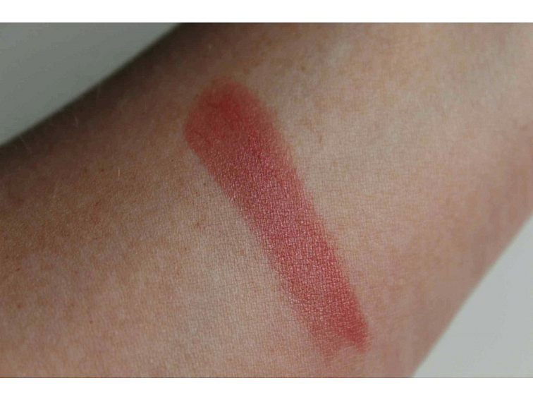 Dlouhotrvající Hedvábná Rtěnka Barbra 08