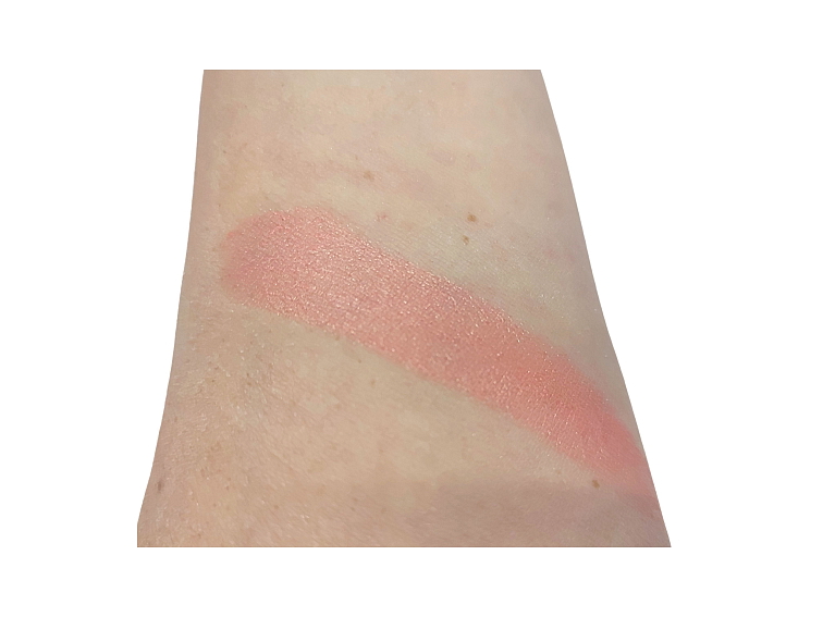 Dlouhotrvající hedvábná rtěnka - Elizabeth 15