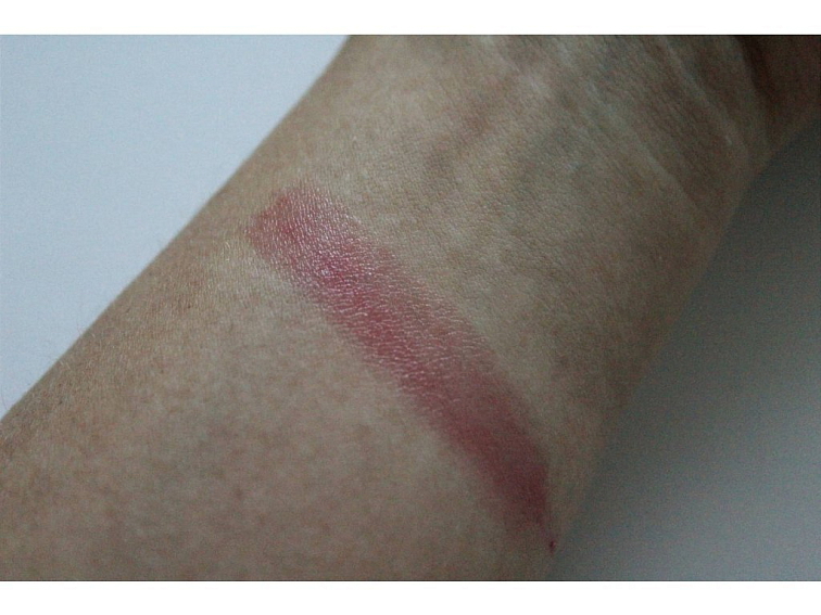 Tónující Balzám na Rty - Přirozené Rty