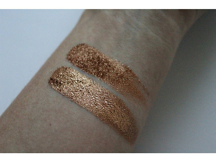 Minerální Zapékaný Oční Stín 5 - Bronzová se Zlatým Třpytem