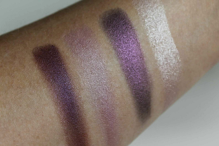 QUATTRO Paletka Oční Stíny - Violet