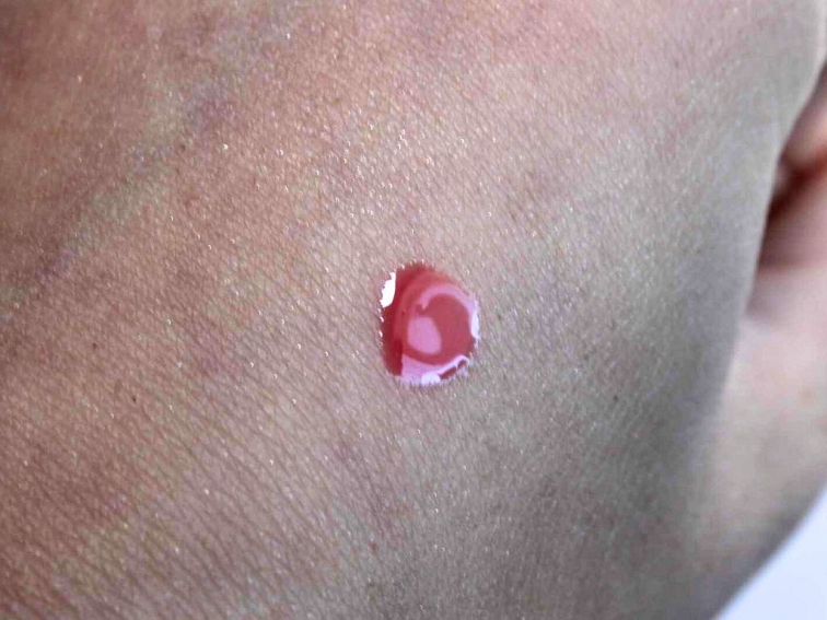 Lesk na Rty INSTANT SHINE 07 - Světlana