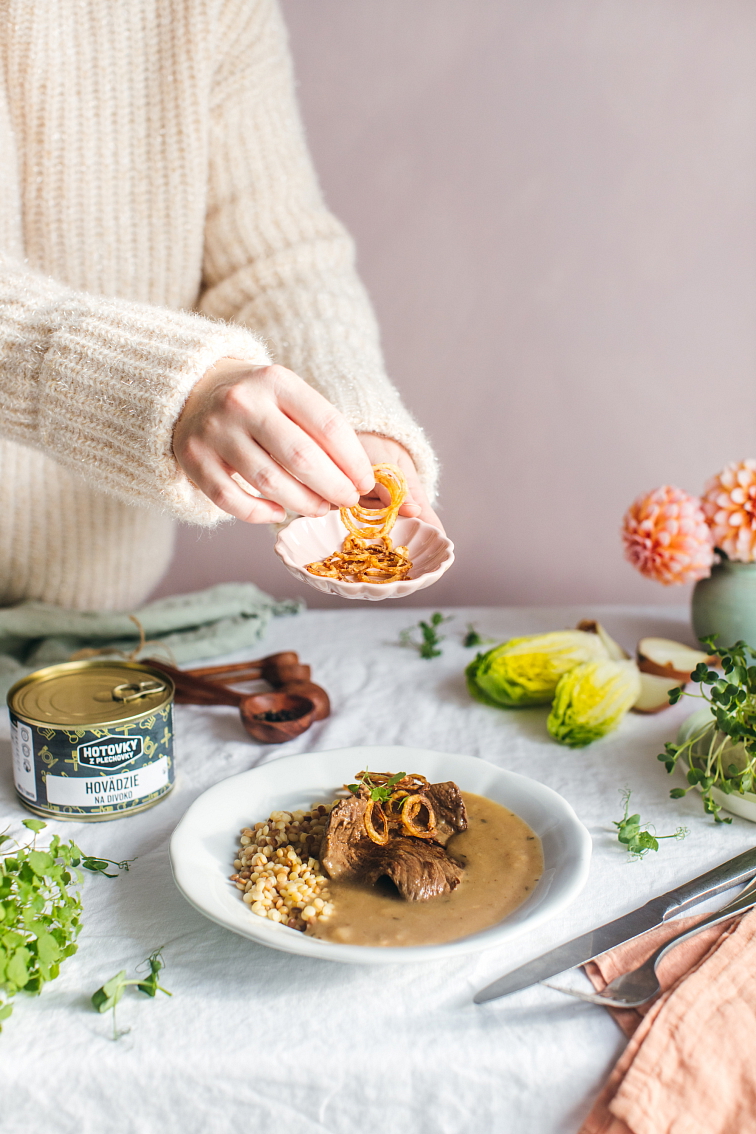 Hovězí na divoko v plechovce