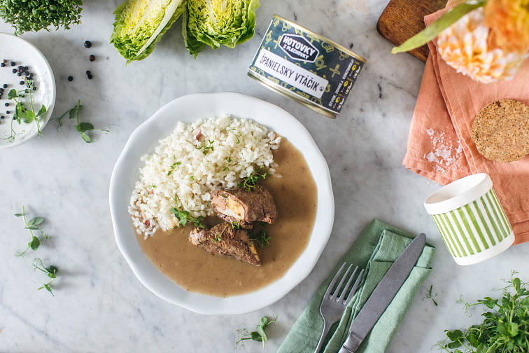 Španělský ptáček v plechovce