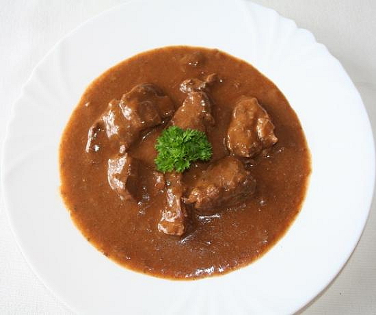 Hovězí guláš (2 porce 600g)