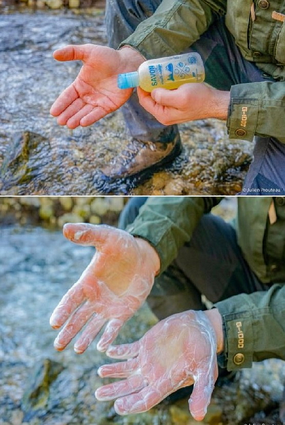 Organické univerzální mýdlo Savon pro venkovní použití 100 ml