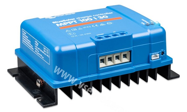 MPPT solární regulátor Victron Energy BlueSolar 100/30