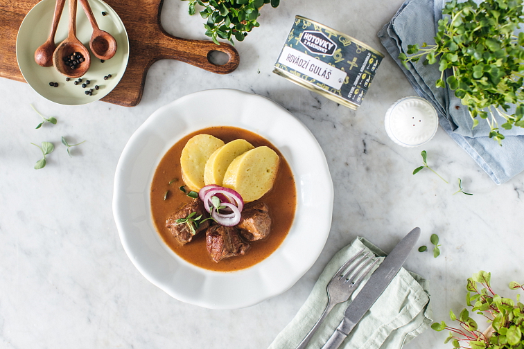 Maďarský hovězí guláš v plechovce