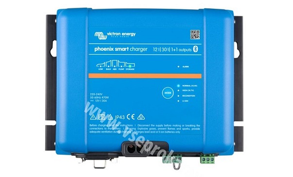 Nabíječka Victron Energy Phoenix Smart IP43 Charger 12V/30A (1+1)