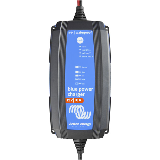 Chytrá nabíječka baterií BlueSmart 12V/4A IP65+DC konektor