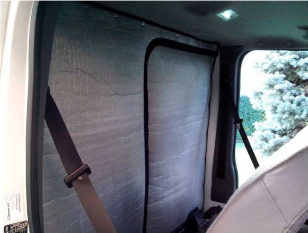 Izolační přepážka Ford Transit Challenger 172