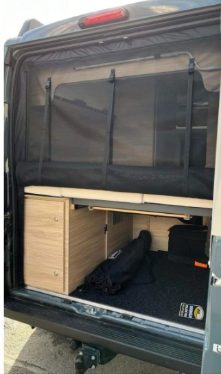 Izolace zadních dveří - Fiat Ducato od roku 2006 až po současnost