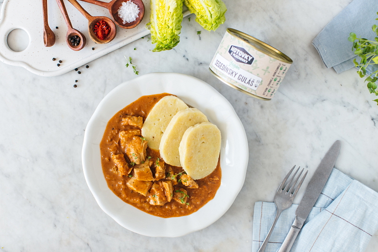 Vegan segedínský guláš v plechovce