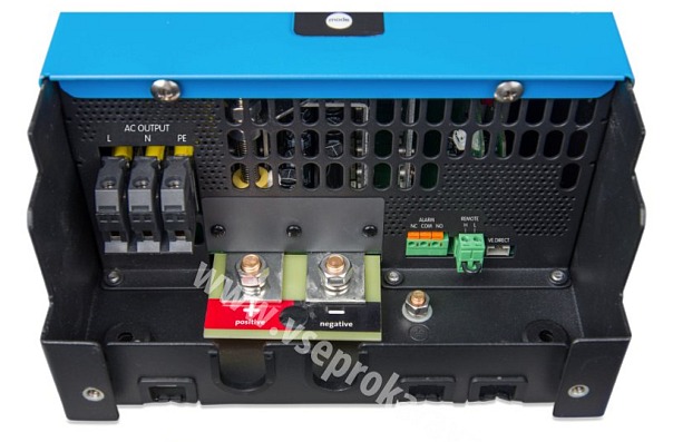 Měnič napětí Smart Victron Energy Phoenix 2000VA 48V