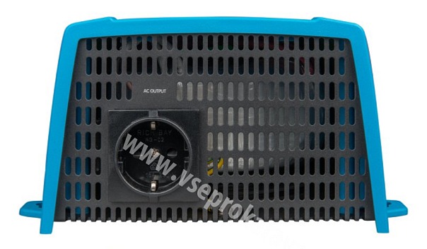 Měnič napětí SINUS Victron Energy Phoenix VE.Direct 1200VA 24V