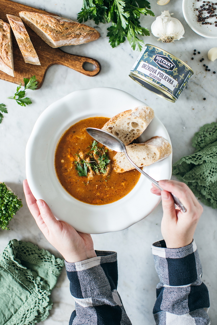 Svačinová dršťková polévka v plechovce