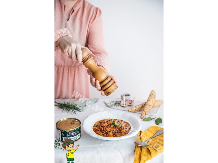 Čočková polévka s uzeným masem v plechovce