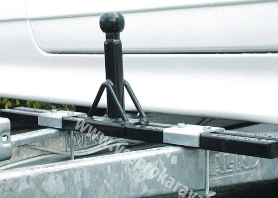 Držák na nosiče kol