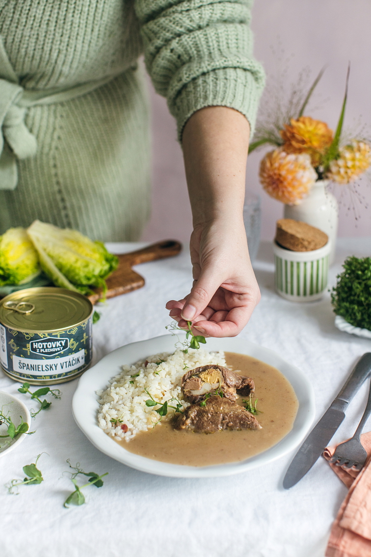 Španělský ptáček v plechovce