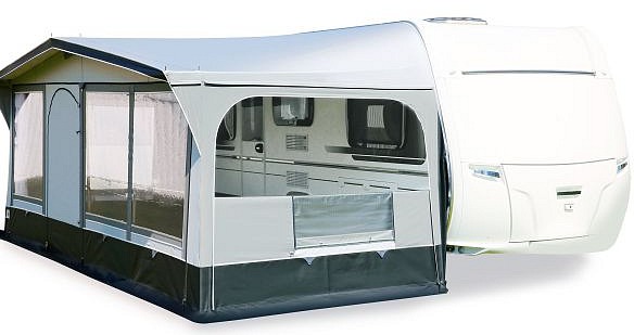 Předstan Como ke karavanu, brand