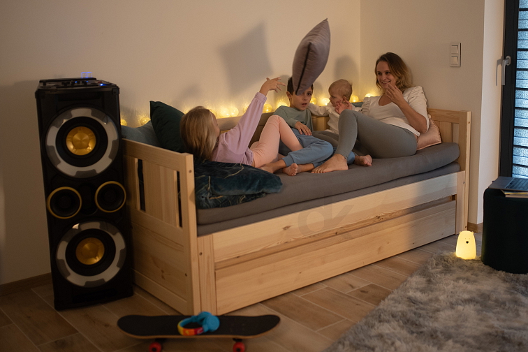 Rozkládací postele RELAX – ideální řešení pro malé prostory i každodenní spaní