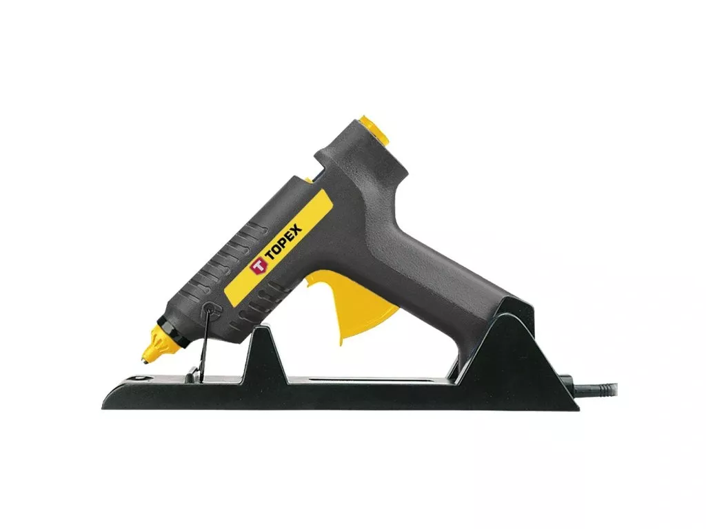 Bavlněné kuličky DIY - jak si sami vyrobit lehkou girlandu?