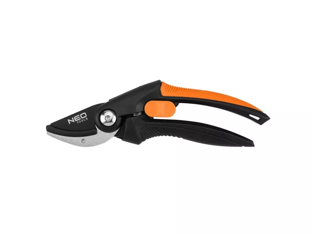 Nejlepší nůžky, které si poradí s každým živým plotem