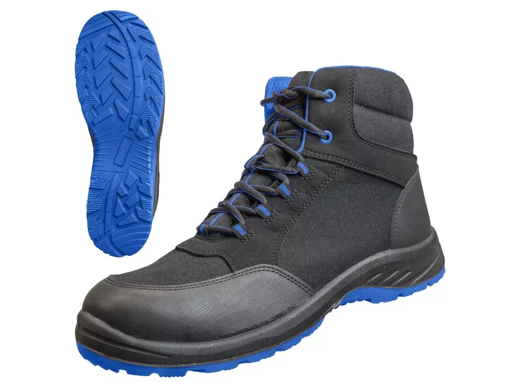 Štípání dřeva – jak vybrat sekeru? Jak bezpečně štípat dřevo?