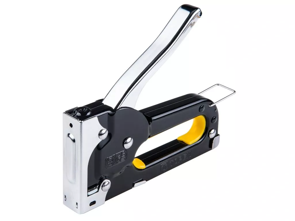 Moskytiéra na balkonové dveře a okna - nejlepší způsob, jak udržet hmyz pryč