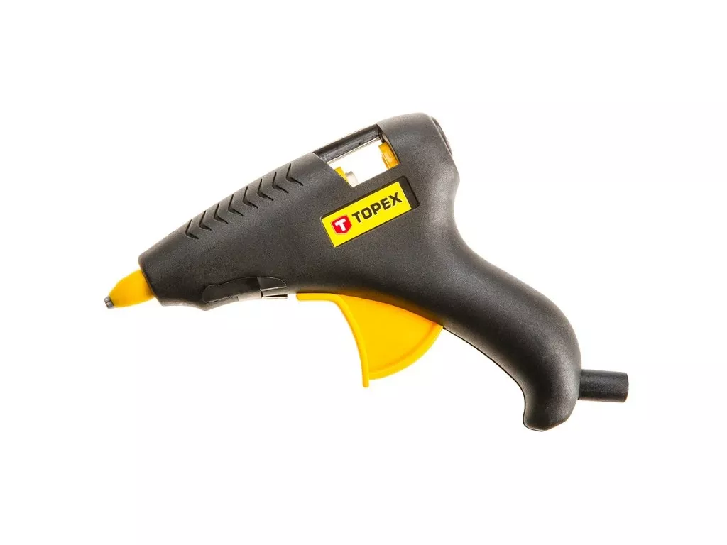 Stůl vyrobený ze dřeva a epoxidové pryskyřice - udělejte to sami