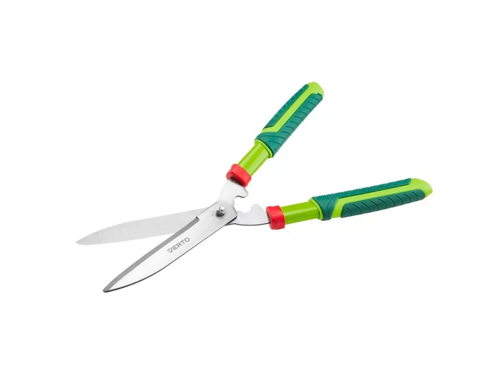 Štípání dřeva – jak vybrat sekeru? Jak bezpečně štípat dřevo?