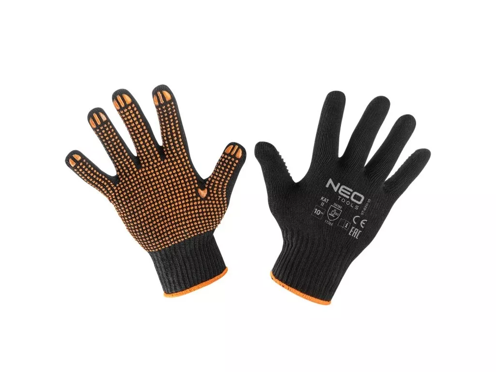 Bavlněné kuličky DIY - jak si sami vyrobit lehkou girlandu?