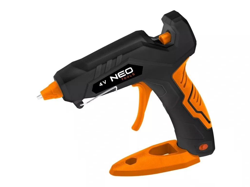 Bavlněné kuličky DIY - jak si sami vyrobit lehkou girlandu?