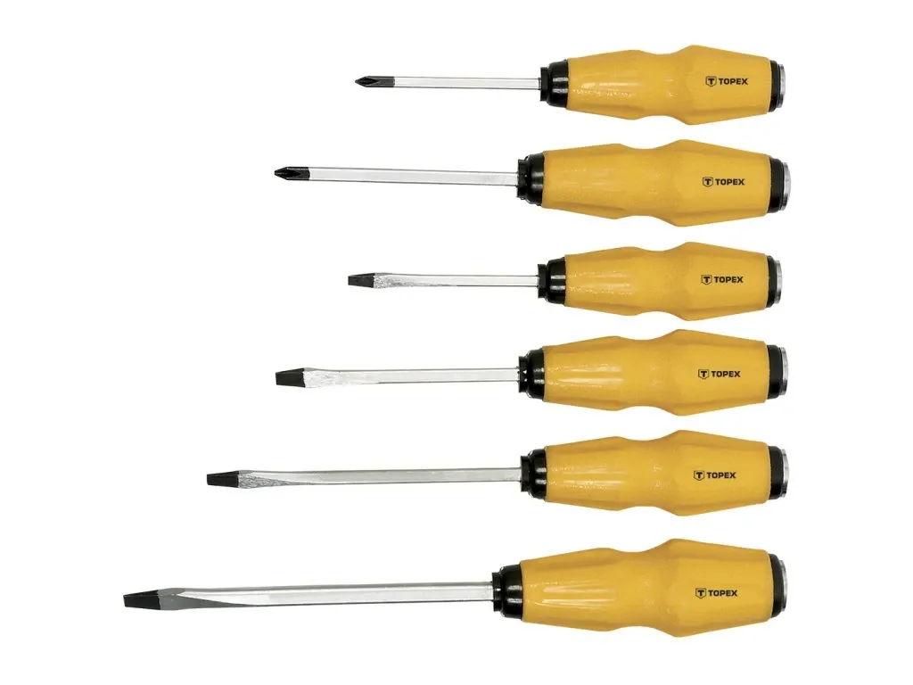 Skladování nářadí v garáži: Praktické triky, jak mít pořádek i v chaosu