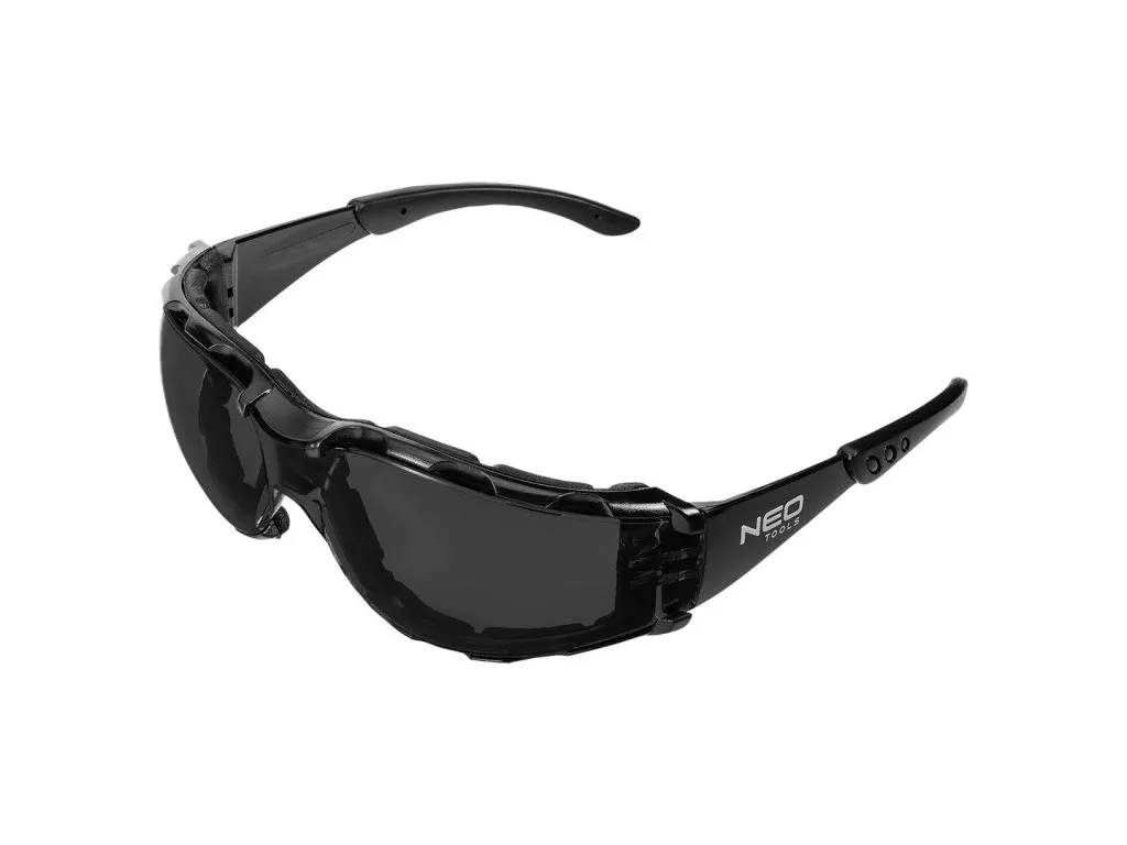 Jak vyrobit zahradní lehátko z palet?