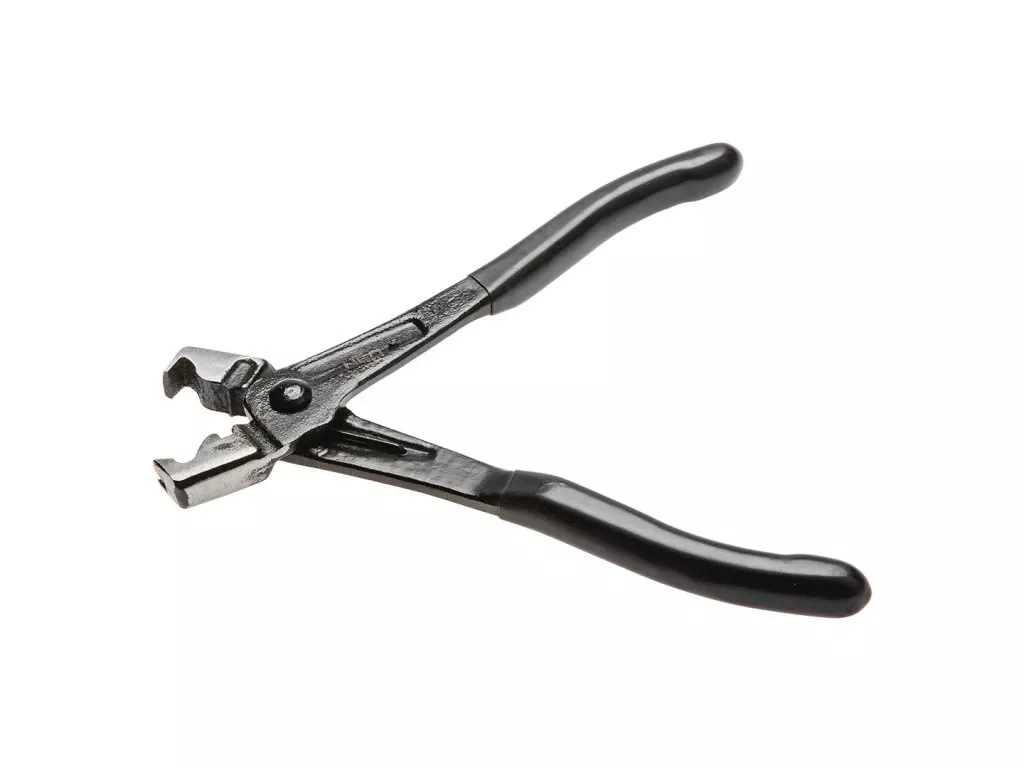 Co je důležité na utahování svíčky klíčem?