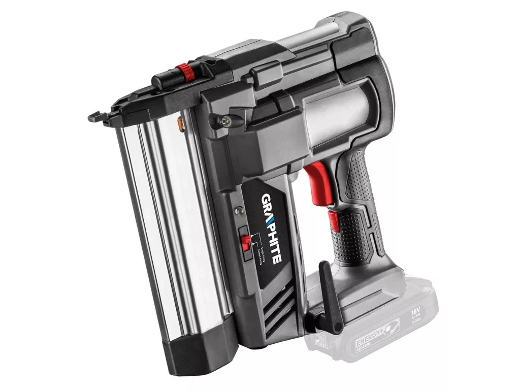 Jak vybrat správnou sešívačku na čalounění a jaké je její použití?